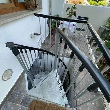 Virgilio's Underground Apartment *